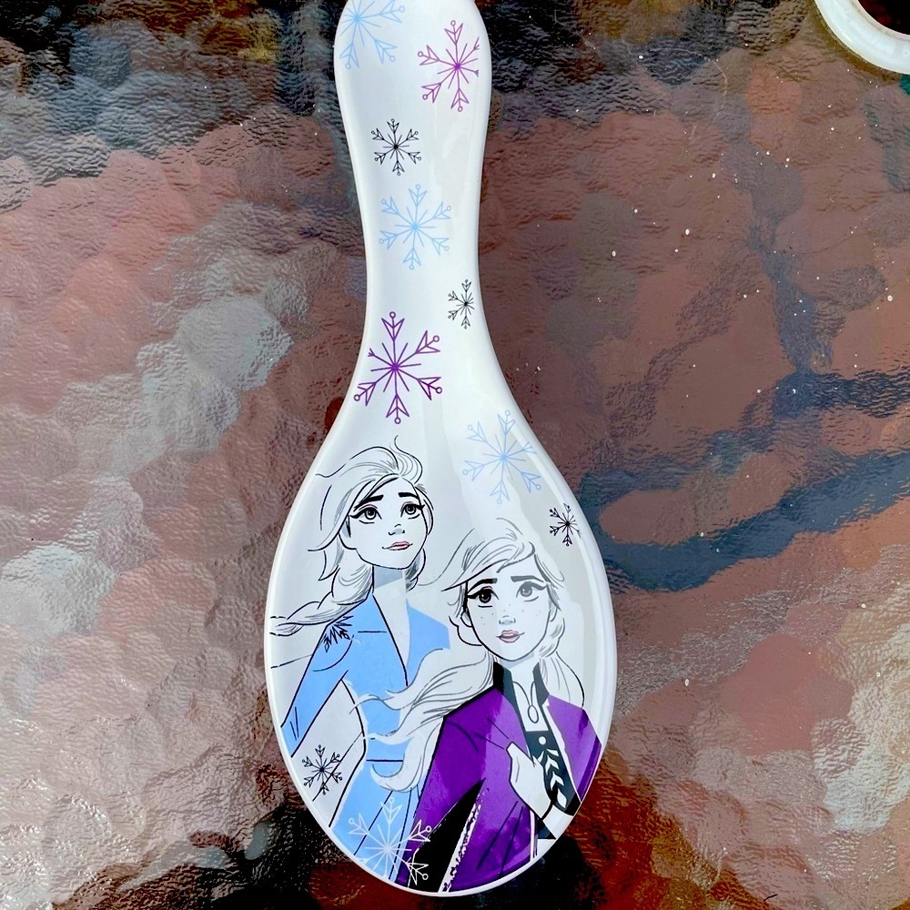 Disney’s Frozen spoon holder